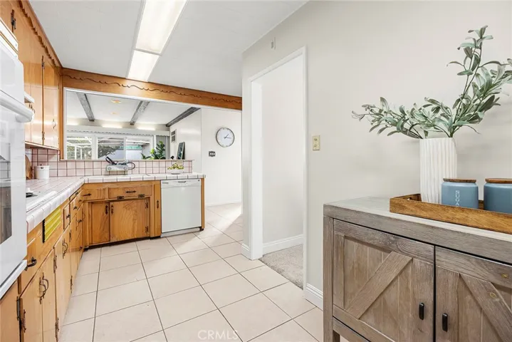 2724 Freckles Road, Lakewood, California 90712