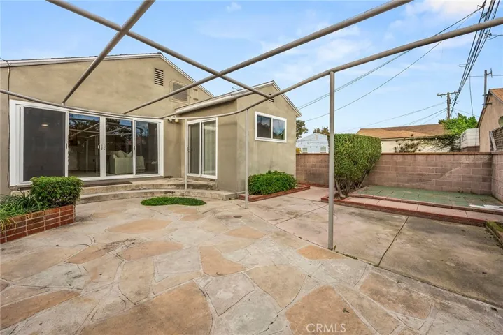 2724 Freckles Road, Lakewood, California 90712
