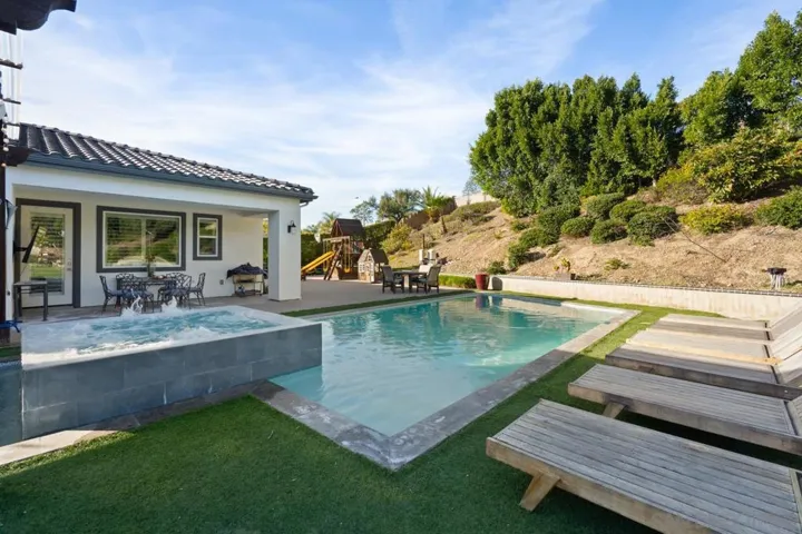 619 Via Maggiore, Chula Vista, California 91914