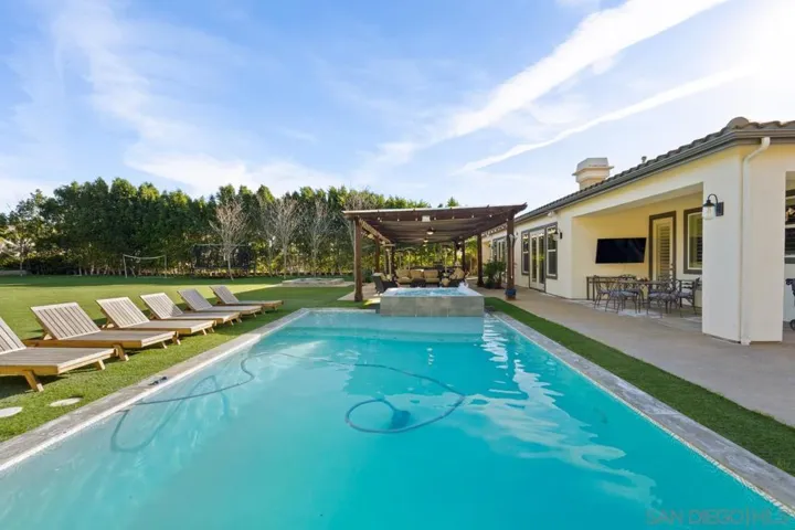 619 Via Maggiore, Chula Vista, California 91914