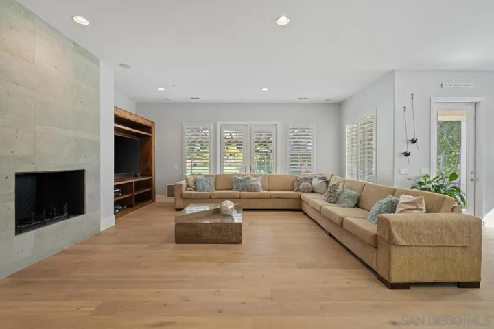 619 Via Maggiore, Chula Vista, California 91914