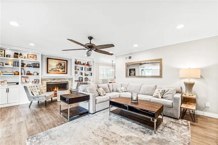Large, open floorplan living area.
