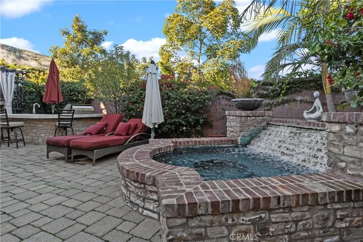 5 Fallow Lane, Ladera Ranch, California 92694