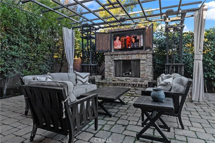 5 Fallow Lane, Ladera Ranch, California 92694