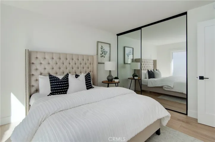 Ample closet spaces.