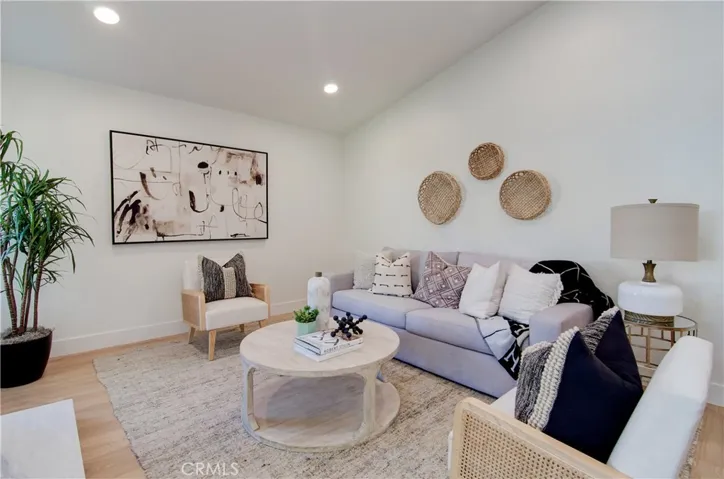 Light bright cozy living room.
