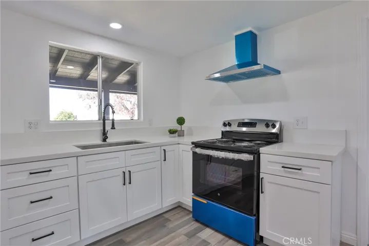 30150 Emerald Lane, Hemet, California 92543