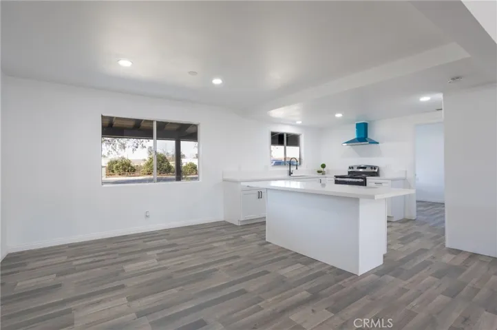 30150 Emerald Lane, Hemet, California 92543