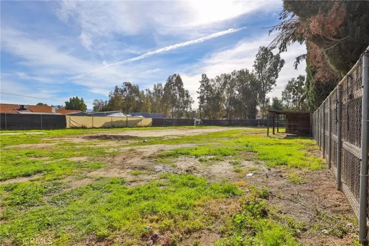 30150 Emerald Lane, Hemet, California 92543
