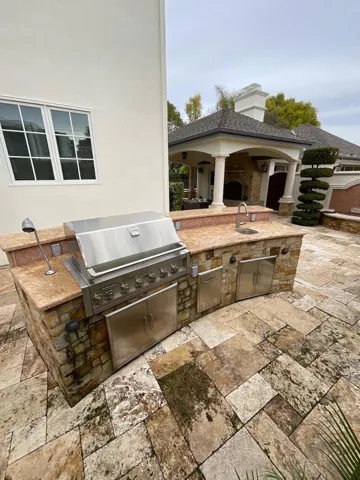 16420 W La Chiquita Avenue, Los Gatos, California 95032
