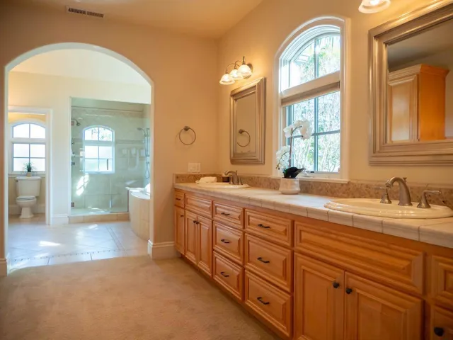 16420 W La Chiquita Avenue, Los Gatos, California 95032