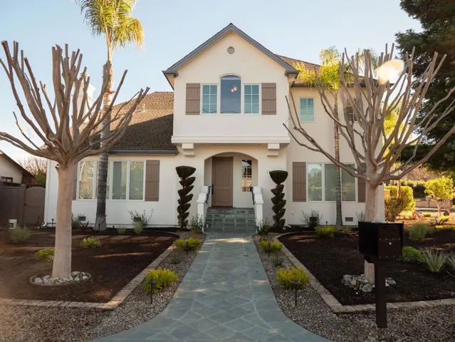 16420 W La Chiquita Avenue, Los Gatos, California 95032