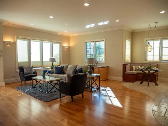 16420 W La Chiquita Avenue, Los Gatos, California 95032