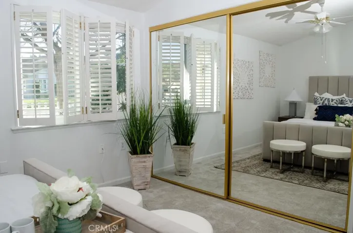 19009 Avenue Of The Oaks, Newhall, California 91321