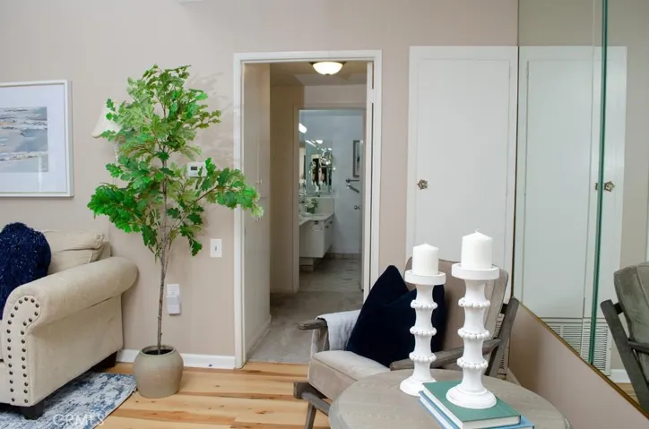 19009 Avenue Of The Oaks, Newhall, California 91321