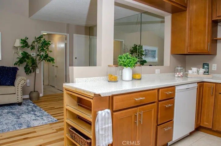 19009 Avenue Of The Oaks, Newhall, California 91321