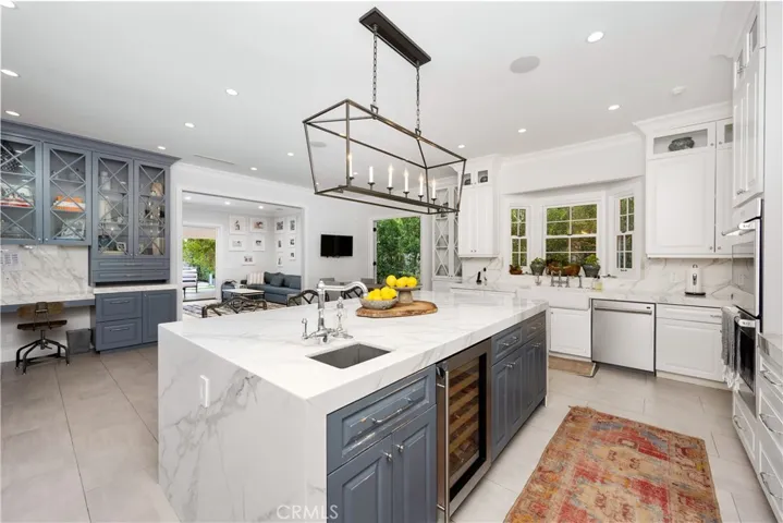 3555 Valley Meadow Road, Sherman Oaks, California 91403