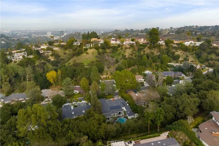3555 Valley Meadow Road, Sherman Oaks, California 91403