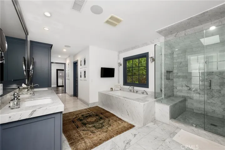 3555 Valley Meadow Road, Sherman Oaks, California 91403