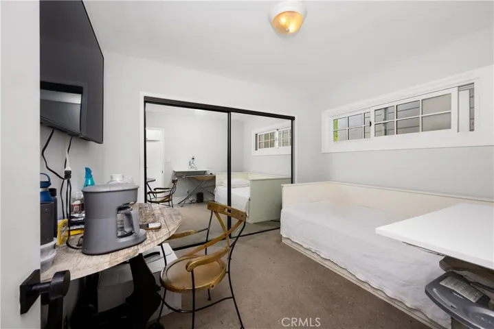 3555 Valley Meadow Road, Sherman Oaks, California 91403