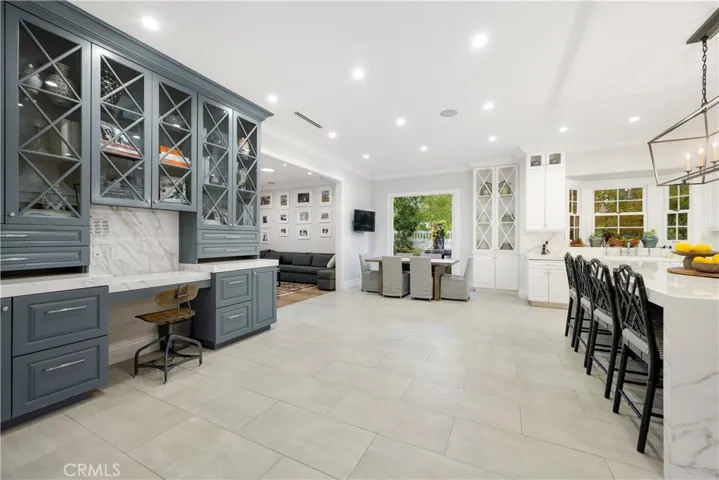 3555 Valley Meadow Road, Sherman Oaks, California 91403