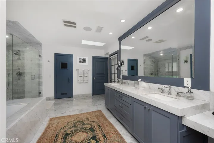 3555 Valley Meadow Road, Sherman Oaks, California 91403
