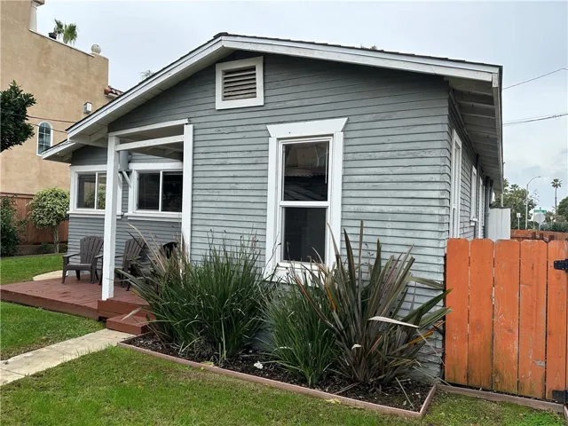 724 N Cleveland Street, Oceanside, California 92054