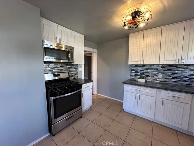 724 N Cleveland Street, Oceanside, California 92054