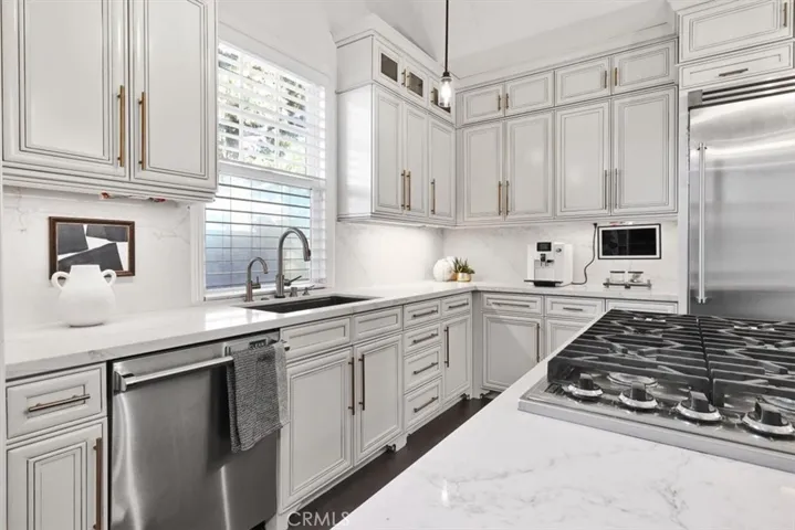 4711 Winthrop Drive, Huntington Beach, California 92649