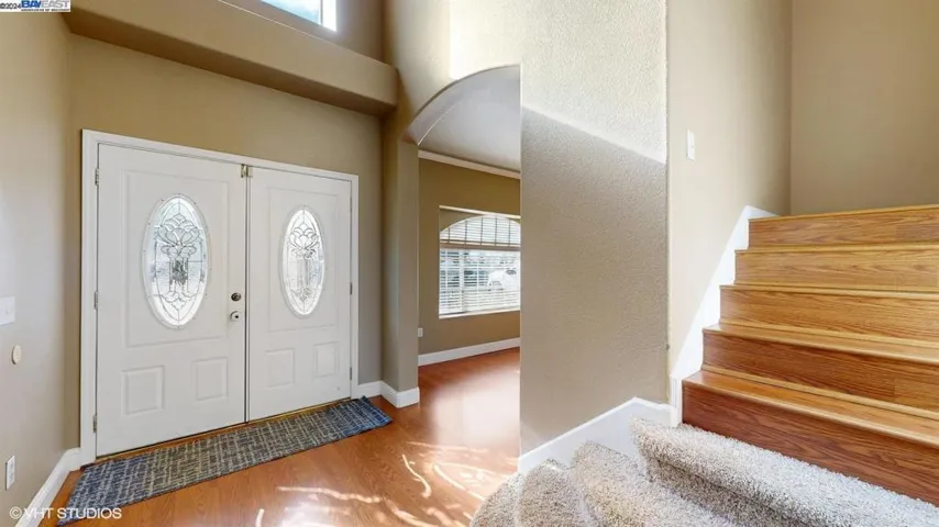 2409 Ruby Ct, Rocklin, California 95677