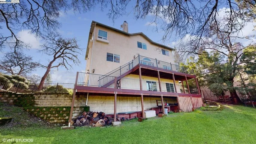 2409 Ruby Ct, Rocklin, California 95677