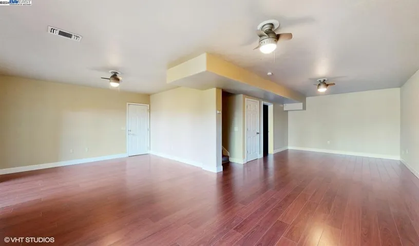 2409 Ruby Ct, Rocklin, California 95677
