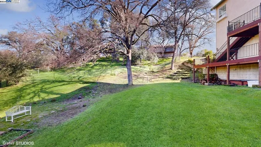 2409 Ruby Ct, Rocklin, California 95677