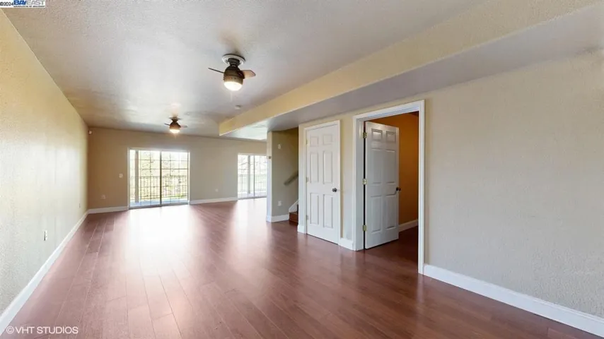 2409 Ruby Ct, Rocklin, California 95677