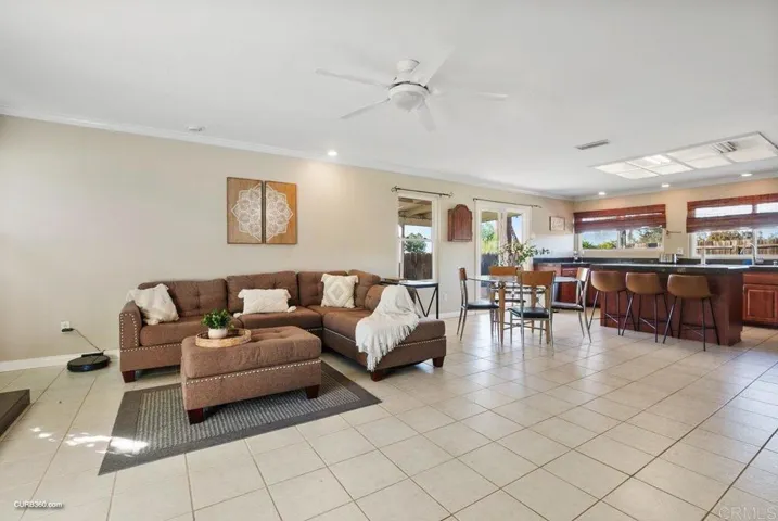 8531 Rosada Way, El Cajon, California 92021