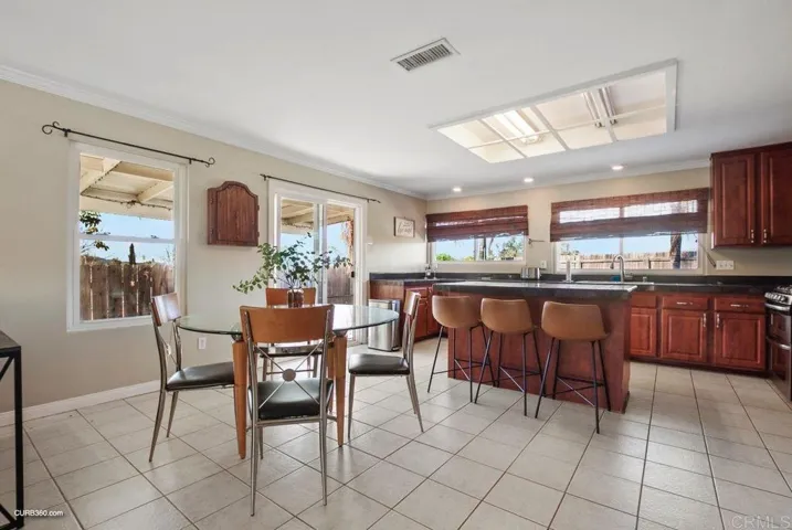 8531 Rosada Way, El Cajon, California 92021