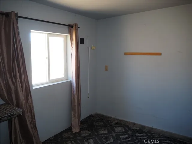 Laundry area is behind in this pic.