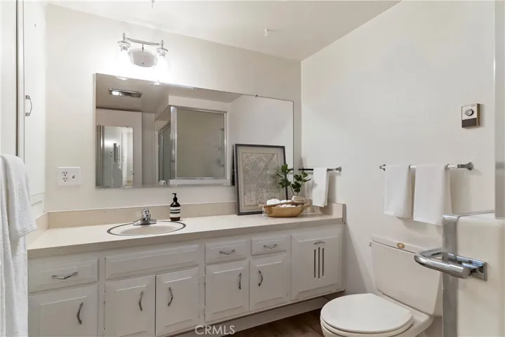 13560 Medinac Lane M5-102l, Seal Beach, California 90740