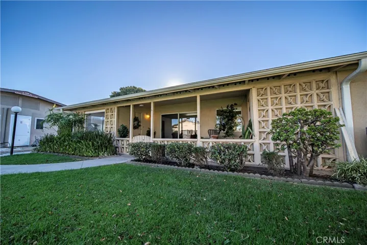 13560 Medinac Lane M5-102l, Seal Beach, California 90740