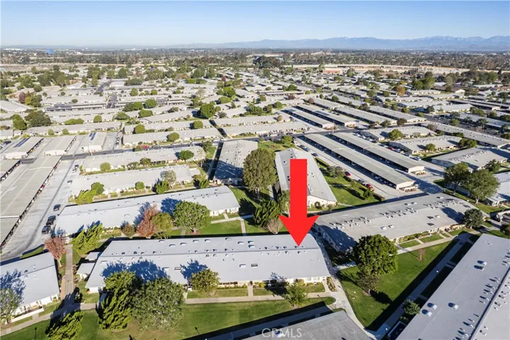 13560 Medinac Lane M5-102l, Seal Beach, California 90740