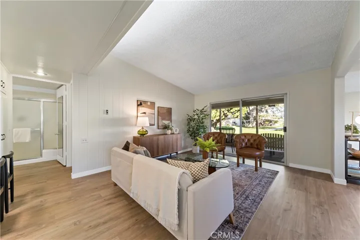 13560 Medinac Lane M5-102l, Seal Beach, California 90740