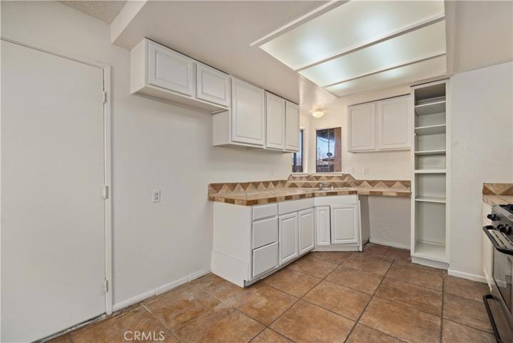 37213 Sabal Avenue, Palmdale, California 93552