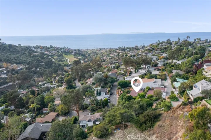 1415 Bluebird Canyon Drive, Laguna Beach, California 92651