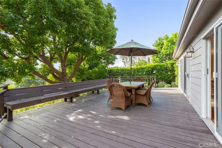 1415 Bluebird Canyon Drive, Laguna Beach, California 92651