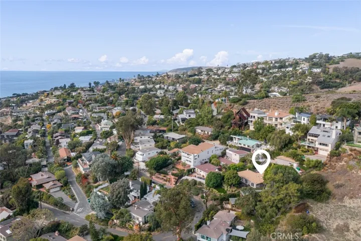 1415 Bluebird Canyon Drive, Laguna Beach, California 92651