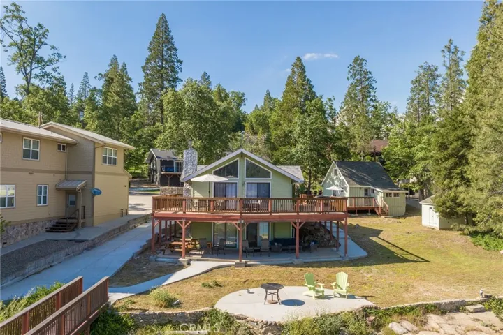 lots of yard space to enjoy