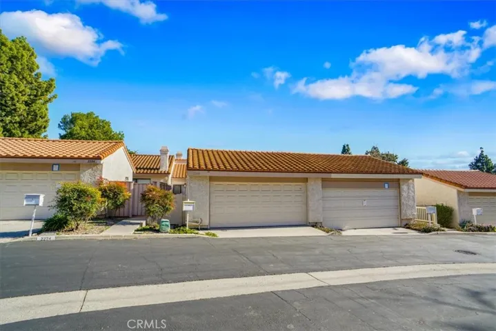 2218 Olivewood Drive, Thousand Oaks, California 91362