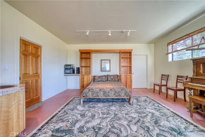 Studio with bath and murphy bed