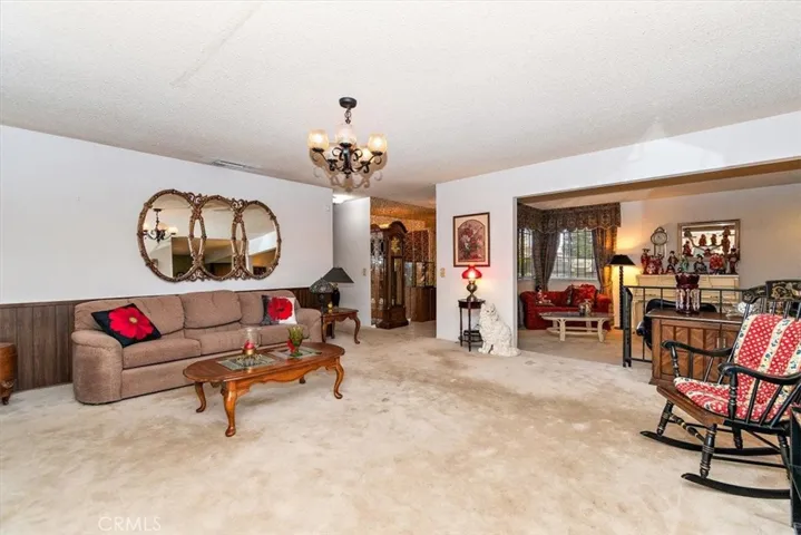 840 S Wisteria Avenue, Bloomington, California 92316
