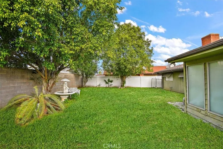 840 S Wisteria Avenue, Bloomington, California 92316